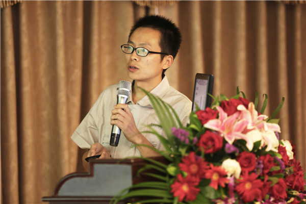 16662479754266308TEy.jpg 工作照.jpg